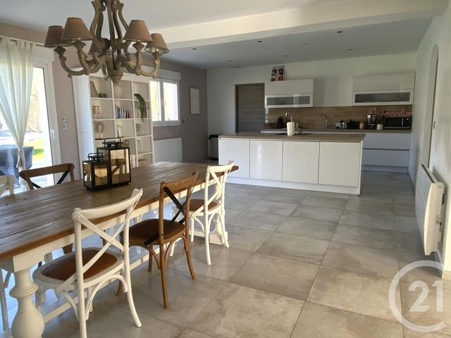 Maison à vendre - 8 pièces - 242,11 m2 - St Paul - 60 - PICARDIE