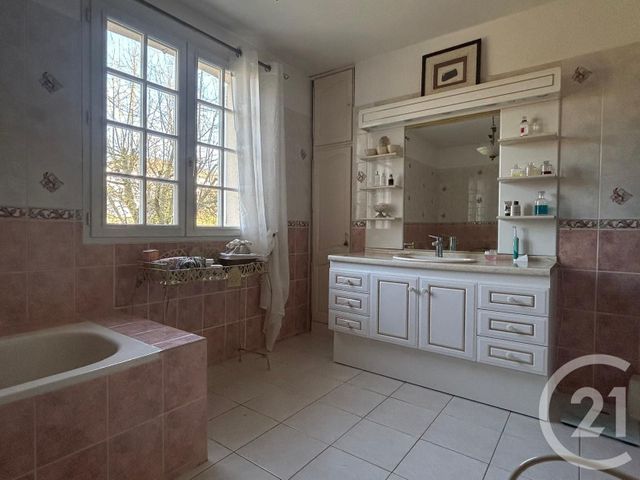 Maison à vendre - 8 pièces - 182,90 m2 - Therdonne - 60 - PICARDIE