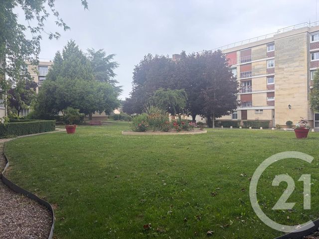 Appartement F4 &agrave; vendre - 4 pi&egrave;ces - 85,09 m2 - Beauvais - 60 - PICARDIE