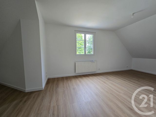 Maison &agrave; louer - 9 pi&egrave;ces - 197,25 m2 - Tille - 60 - PICARDIE