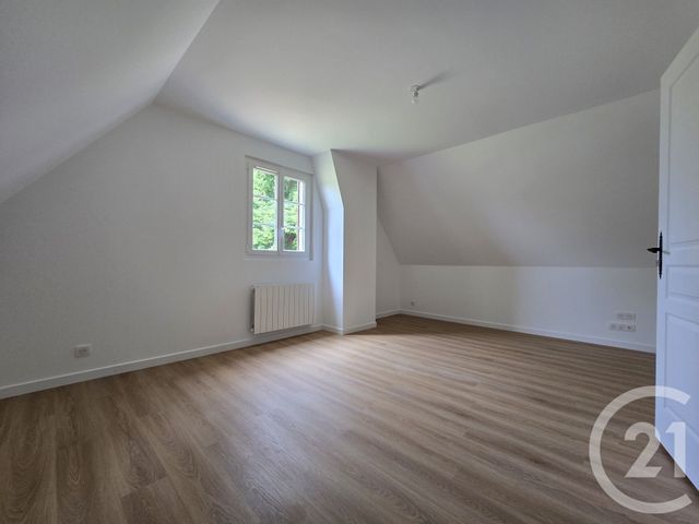 Maison &agrave; louer - 9 pi&egrave;ces - 197,25 m2 - Tille - 60 - PICARDIE