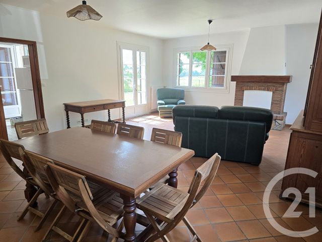 Maison &agrave; louer - 9 pi&egrave;ces - 197,25 m2 - Tille - 60 - PICARDIE