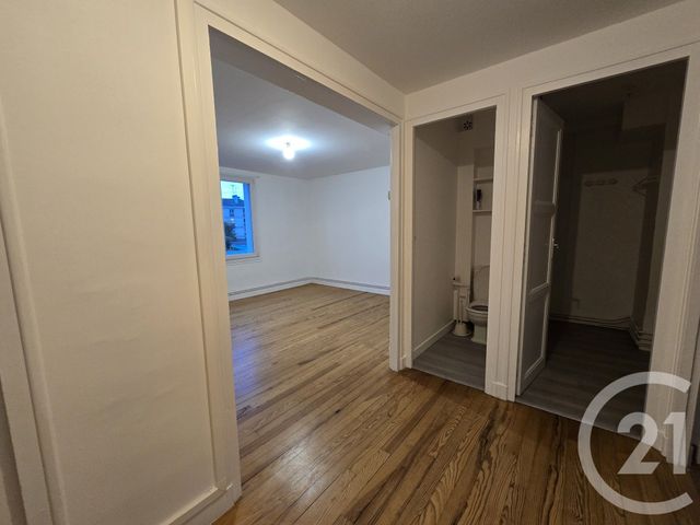 Appartement F3 à louer - 3 pièces - 65,70 m2 - Beauvais - 60 - PICARDIE