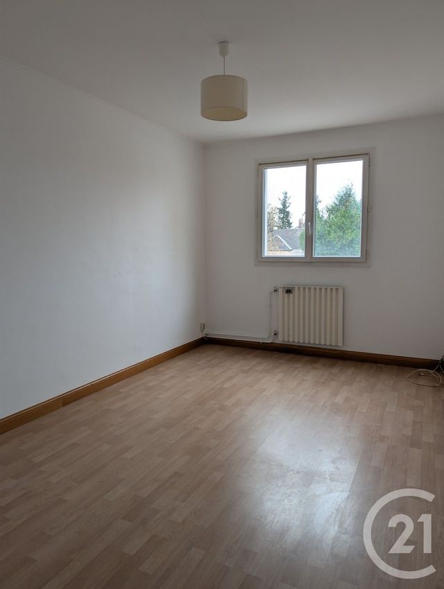 Appartement F5 &agrave; louer - 5 pi&egrave;ces - 99 m2 - Beauvais - 60 - PICARDIE