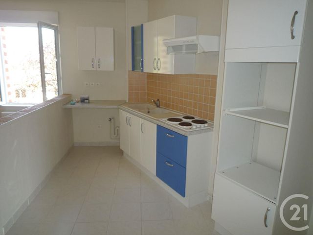 Appartement F3 &agrave; louer - 3 pi&egrave;ces - 69,29 m2 - Beauvais - 60 - PICARDIE