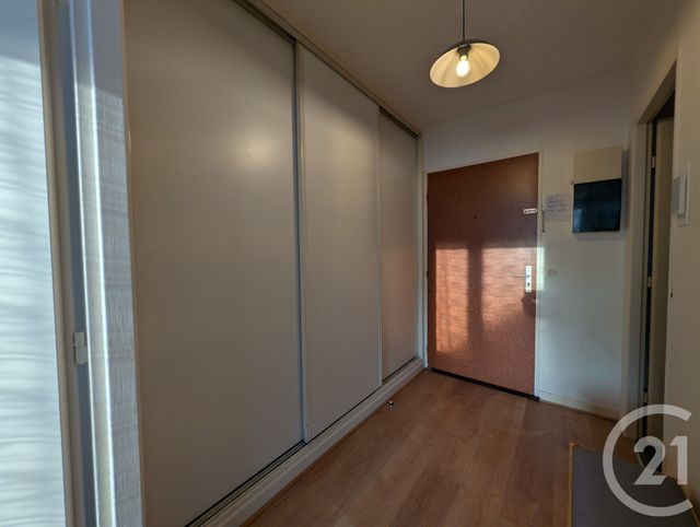 Appartement F1 &agrave; louer - 1 pi&egrave;ce - 32,99 m2 - Beauvais - 60 - PICARDIE