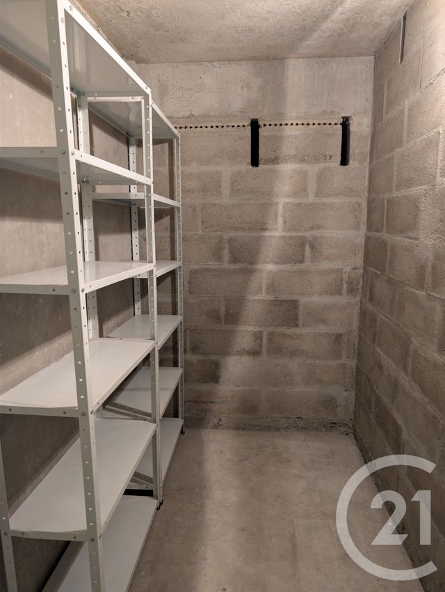 Appartement F1 &agrave; louer - 1 pi&egrave;ce - 32,99 m2 - Beauvais - 60 - PICARDIE