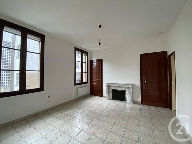 Appartement F2 &agrave; louer - 2 pi&egrave;ces - 48,91 m2 - Beauvais - 60 - PICARDIE