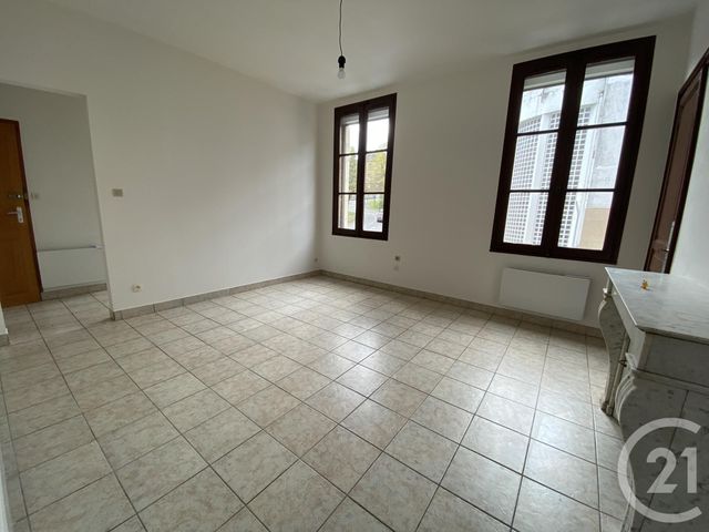 Appartement F2 &agrave; louer - 2 pi&egrave;ces - 48,91 m2 - Beauvais - 60 - PICARDIE