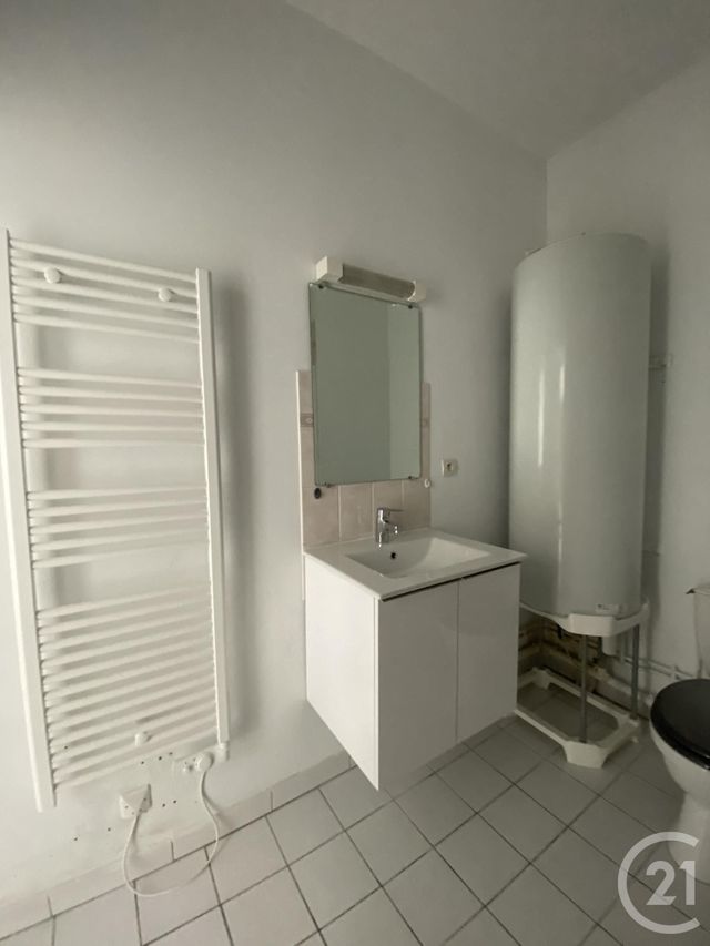 Appartement F2 &agrave; louer - 2 pi&egrave;ces - 48,09 m2 - Beauvais - 60 - PICARDIE