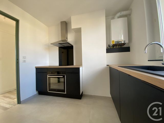 Appartement F3 &agrave; louer - 3 pi&egrave;ces - 54,12 m2 - Beauvais - 60 - PICARDIE