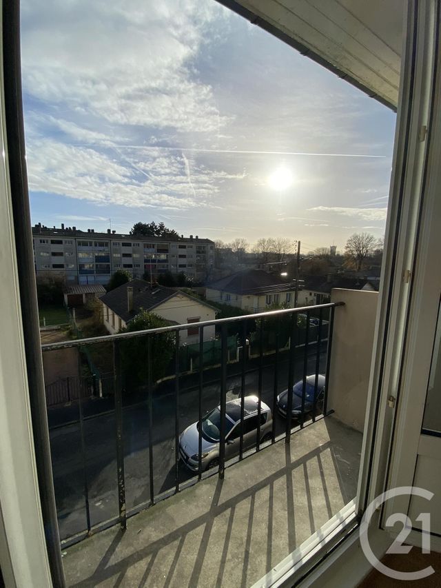Appartement F3 &agrave; louer - 3 pi&egrave;ces - 54,12 m2 - Beauvais - 60 - PICARDIE