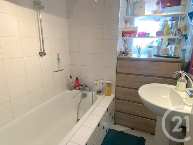 Appartement F3 &agrave; vendre - 3 pi&egrave;ces - 63,84 m2 - Beauvais - 60 - PICARDIE