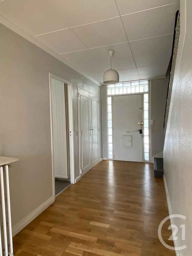 Maison &agrave; louer - 4 pi&egrave;ces - 105,22 m2 - Beauvais - 60 - PICARDIE