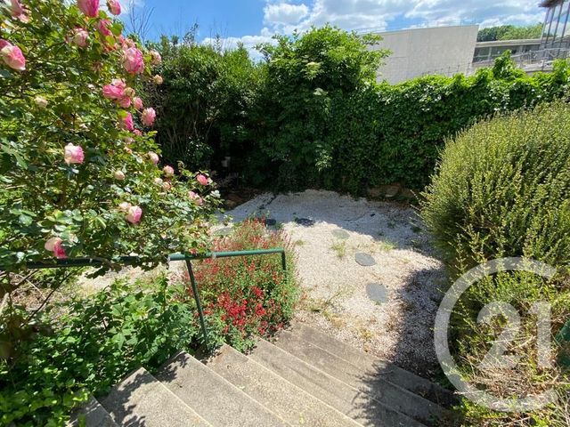 Maison &agrave; louer - 4 pi&egrave;ces - 105,22 m2 - Beauvais - 60 - PICARDIE