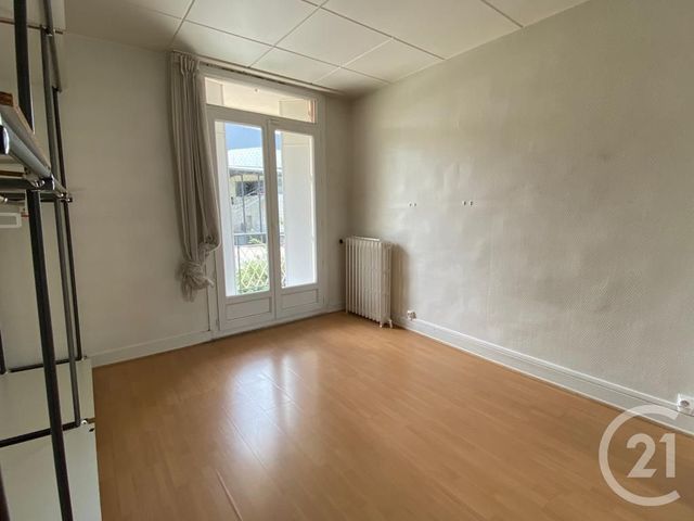 Maison &agrave; louer - 4 pi&egrave;ces - 105,22 m2 - Beauvais - 60 - PICARDIE