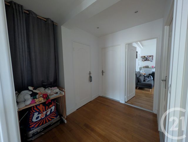 Appartement F5 &agrave; louer - 5 pi&egrave;ces - 91,79 m2 - Beauvais - 60 - PICARDIE