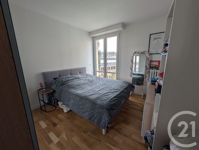 Appartement F5 &agrave; louer - 5 pi&egrave;ces - 91,79 m2 - Beauvais - 60 - PICARDIE