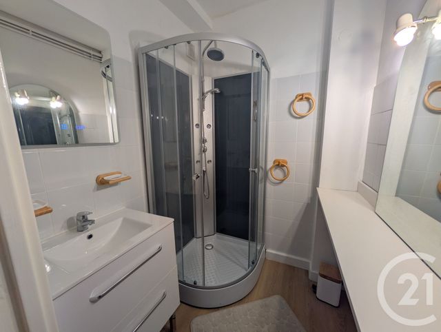 Appartement F4 &agrave; louer - 4 pi&egrave;ces - 71,83 m2 - Beauvais - 60 - PICARDIE