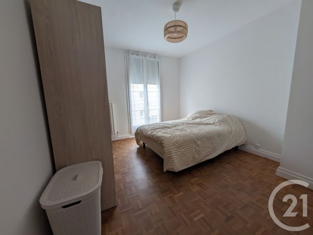 Appartement F4 &agrave; louer - 4 pi&egrave;ces - 71,83 m2 - Beauvais - 60 - PICARDIE