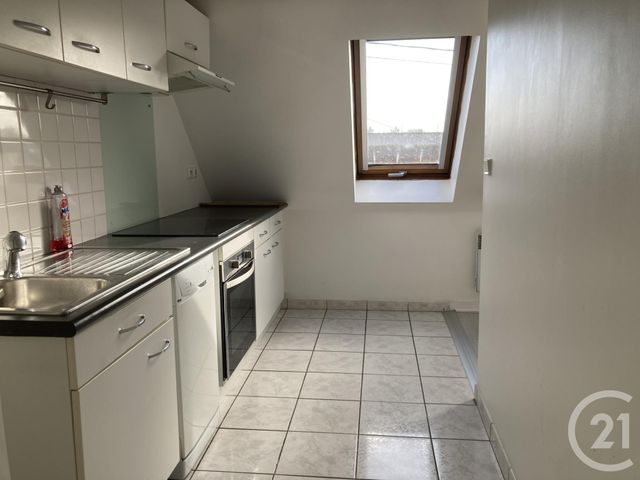 Appartement F3 &agrave; louer - 3 pi&egrave;ces - 62,79 m2 - Beauvais - 60 - PICARDIE