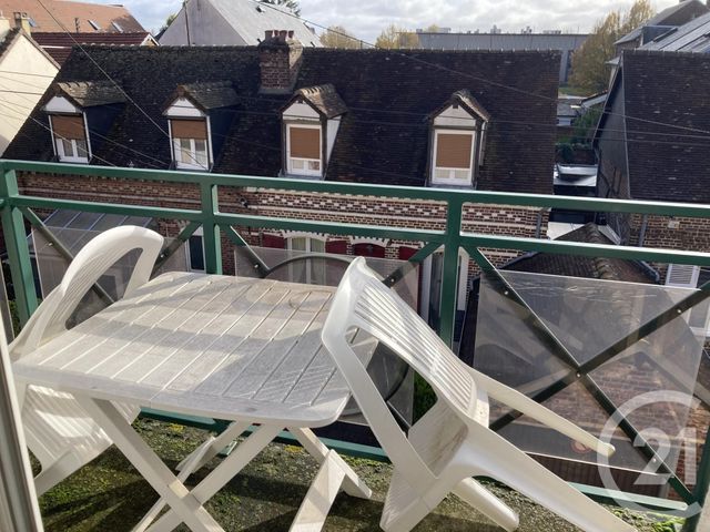 Appartement F3 &agrave; louer - 3 pi&egrave;ces - 62,79 m2 - Beauvais - 60 - PICARDIE