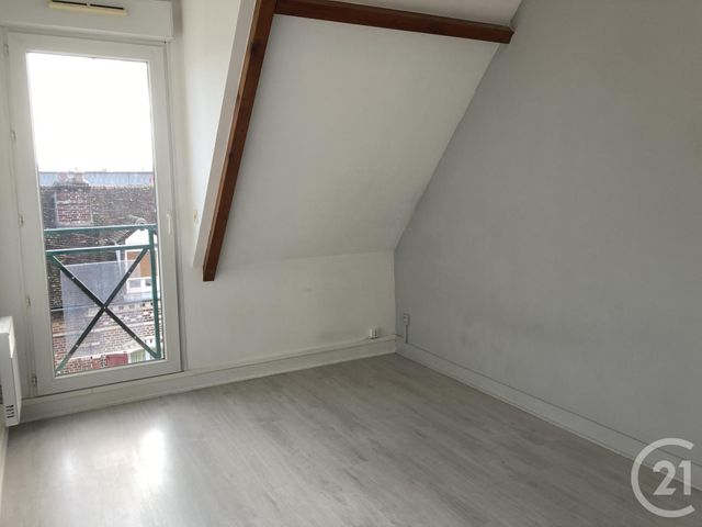 Appartement F3 &agrave; louer - 3 pi&egrave;ces - 62,79 m2 - Beauvais - 60 - PICARDIE
