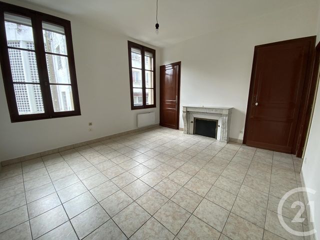 Appartement F2 &agrave; louer - 2 pi&egrave;ces - 48,91 m2 - Beauvais - 60 - PICARDIE