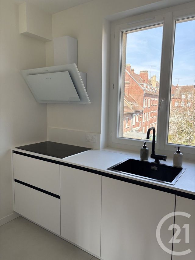 Appartement F2 &agrave; louer - 2 pi&egrave;ces - 44,66 m2 - Beauvais - 60 - PICARDIE