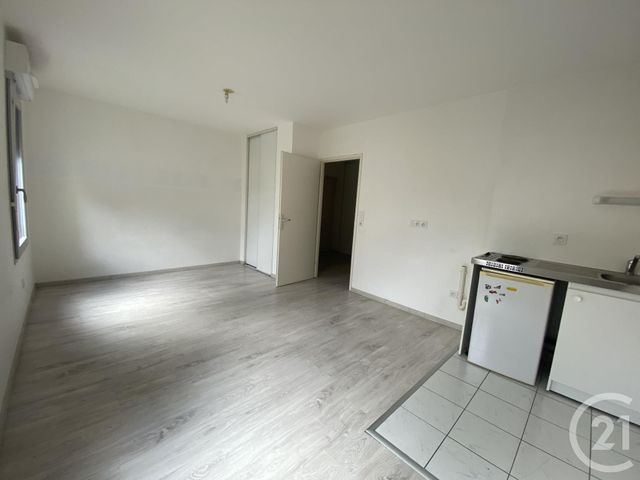 Appartement F1 &agrave; louer - 1 pi&egrave;ce - 32,50 m2 - Beauvais - 60 - PICARDIE