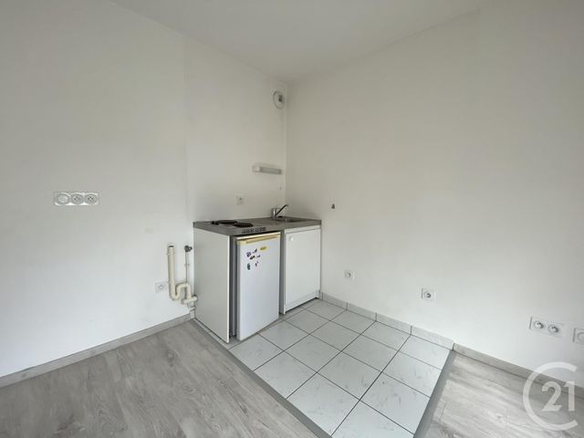 Appartement F1 &agrave; louer - 1 pi&egrave;ce - 32,50 m2 - Beauvais - 60 - PICARDIE
