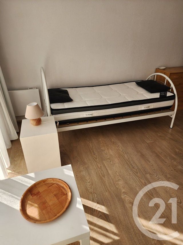 Appartement F1 &agrave; louer - 1 pi&egrave;ce - 25 m2 - Beauvais - 60 - PICARDIE