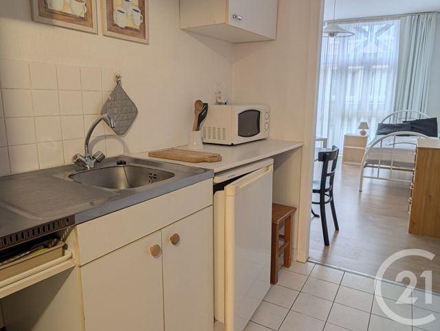 Appartement F1 &agrave; louer - 1 pi&egrave;ce - 25,65 m2 - Beauvais - 60 - PICARDIE