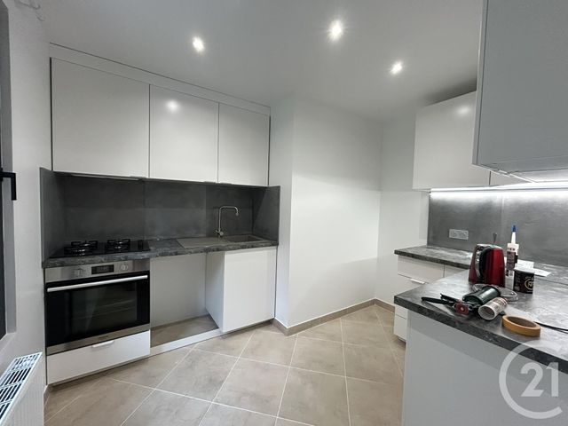 Maison &agrave; louer - 3 pi&egrave;ces - 64,24 m2 - Beauvais - 60 - PICARDIE