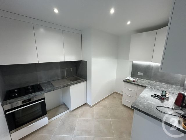 Maison &agrave; louer - 3 pi&egrave;ces - 64,24 m2 - Beauvais - 60 - PICARDIE