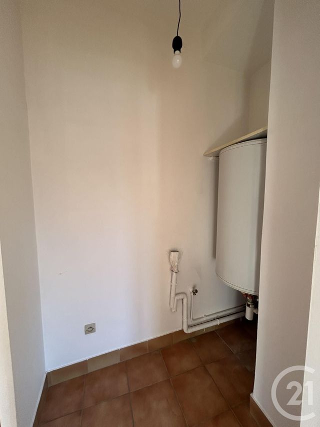 Appartement F2 &agrave; louer - 2 pi&egrave;ces - 33,90 m2 - Beauvais - 60 - PICARDIE