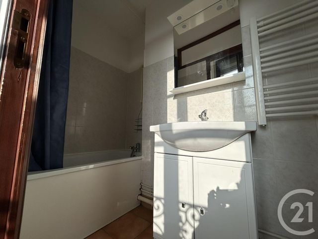 Appartement F2 &agrave; louer - 2 pi&egrave;ces - 33,90 m2 - Beauvais - 60 - PICARDIE