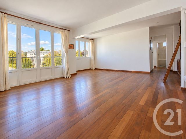 Appartement 4 pièces 70 m² · à Saint-Michel-sur-Orge · 69,9 m² · 199 000 €