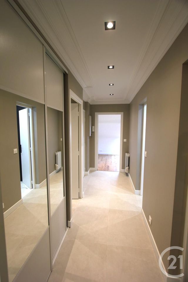 Appartement F3 à vendre - 3 pièces - 56 m2 - Ste Genevieve Des Bois - 91 - ILE-DE-FRANCE