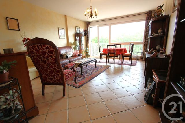 Appartement F4 à vendre - 3 pièces - 82,59 m2 - St Michel Sur Orge - 91 - ILE-DE-FRANCE