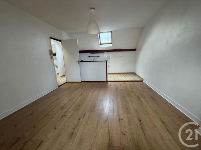 Appartement F1 à louer - 2 pièces - 35,82 m2 - St Michel Sur Orge - 91 - ILE-DE-FRANCE