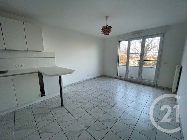 Appartement F2 &agrave; louer - 2 pi&egrave;ces - 40,80 m2 - Montlhery - 91 - ILE-DE-FRANCE
