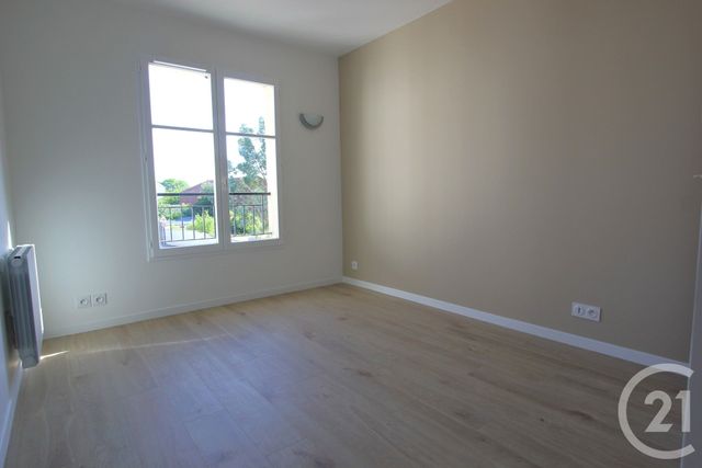 Appartement F4 &agrave; louer - 4 pi&egrave;ces - 80,63 m2 - Montlhery - 91 - ILE-DE-FRANCE