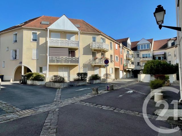 Appartement F4 &agrave; louer - 4 pi&egrave;ces - 80,63 m2 - Montlhery - 91 - ILE-DE-FRANCE