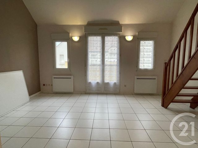 Appartement Duplex &agrave; louer - 2 pi&egrave;ces - 41,06 m2 - St Michel Sur Orge - 91 - ILE-DE-FRANCE