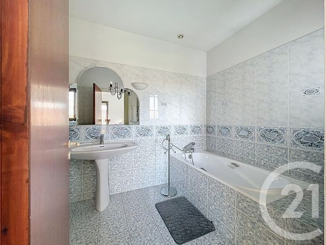 Maison à vendre - 4 pièces - 122 m2 - Ondres - 40 - AQUITAINE