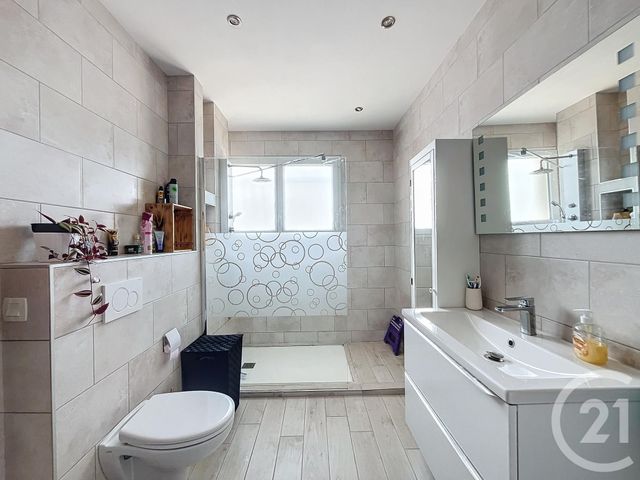 Appartement T5 à vendre - 5 pièces - 116,86 m2 - Boucau - 64 - AQUITAINE