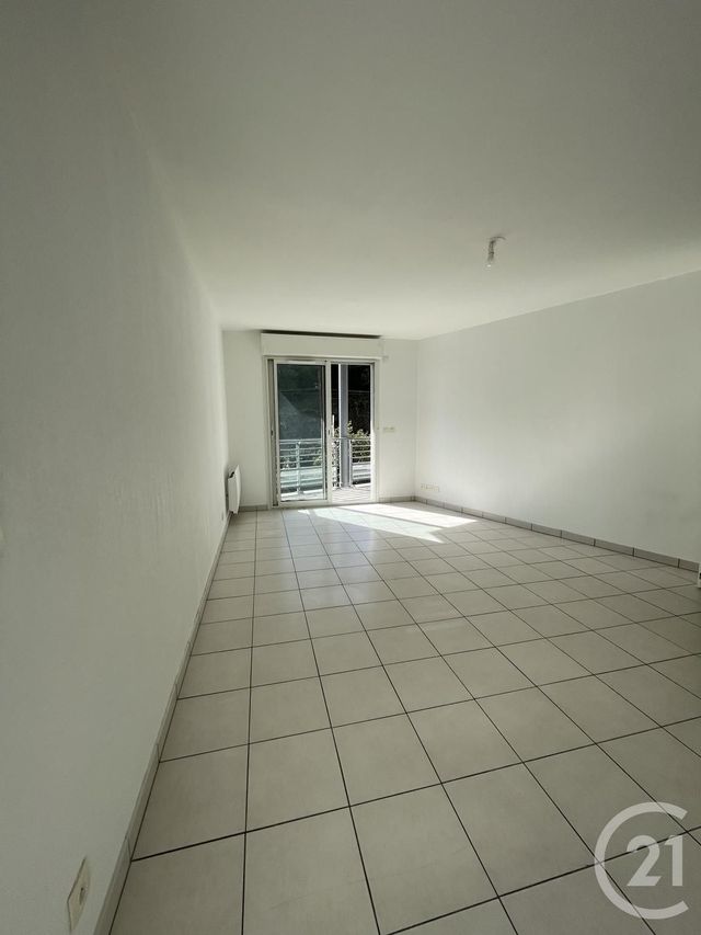 Appartement F2 &agrave; louer - 2 pi&egrave;ces - 54,36 m2 - Bayonne - 64 - AQUITAINE