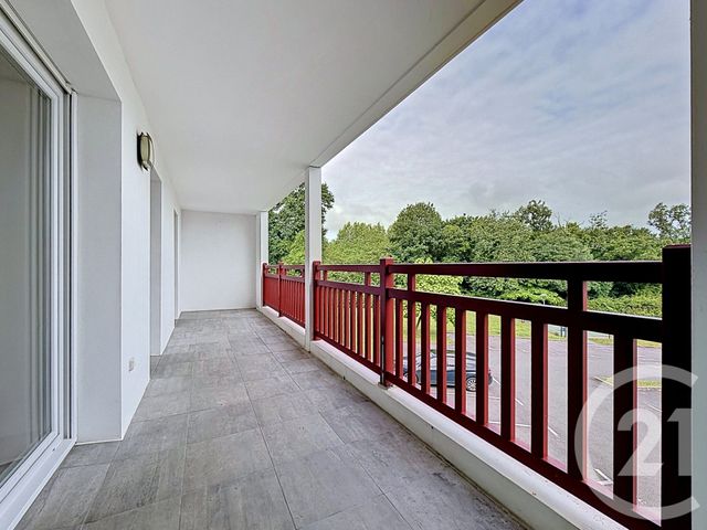 Appartement T3 &agrave; vendre - 3 pi&egrave;ces - 51,40 m2 - St Pierre D Irube - 64 - AQUITAINE