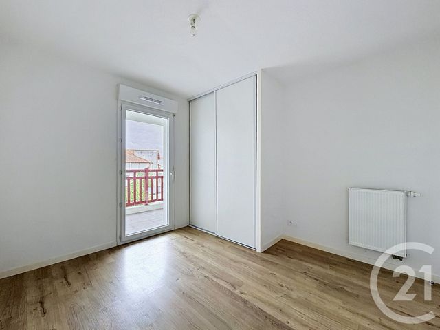 Appartement T3 &agrave; vendre - 3 pi&egrave;ces - 51,40 m2 - St Pierre D Irube - 64 - AQUITAINE